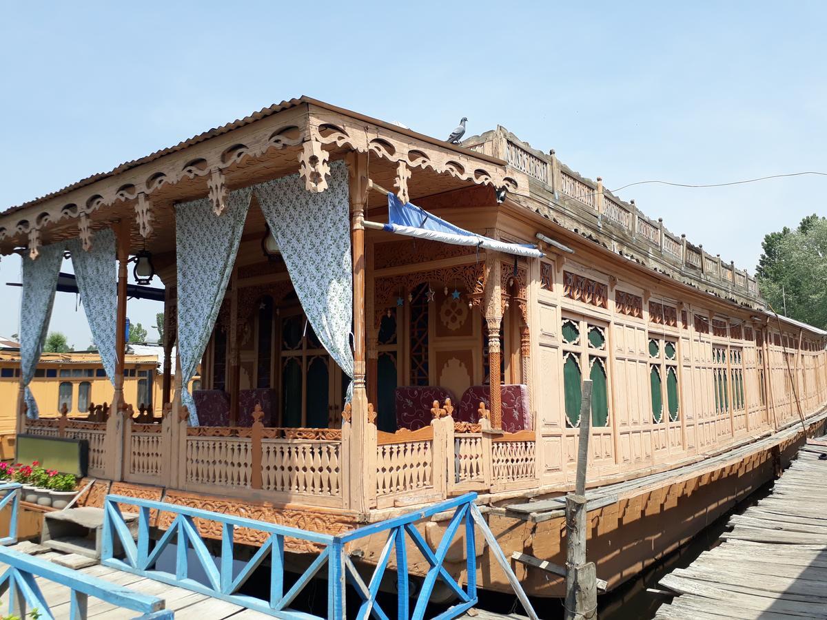 Heritage Geneva House Boat Сринагар Экстерьер фото