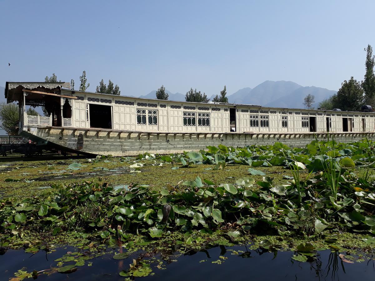 Heritage Geneva House Boat Сринагар Экстерьер фото