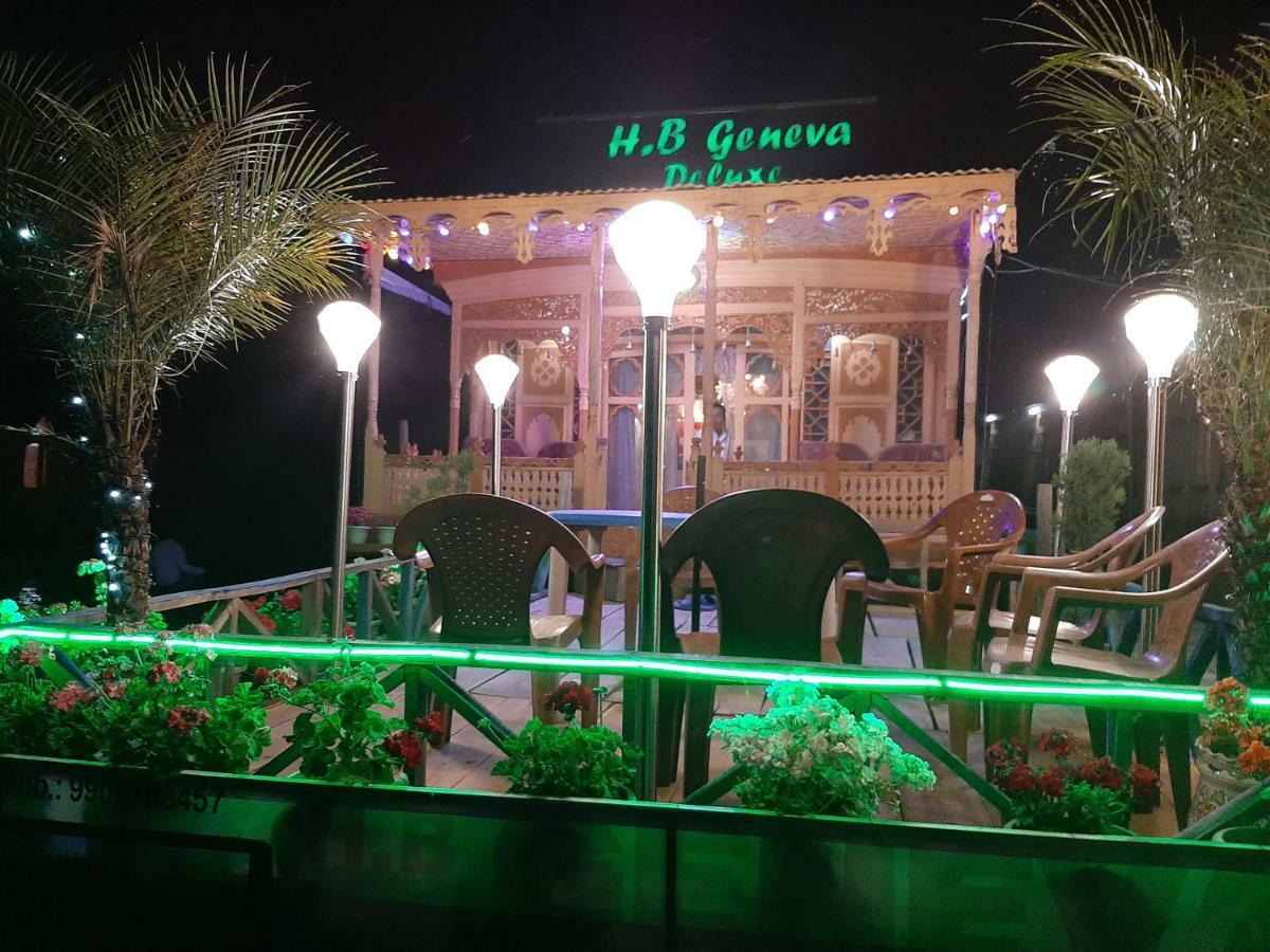 Heritage Geneva House Boat Сринагар Экстерьер фото